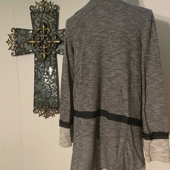 Basic sweater - Picture 3 of 4